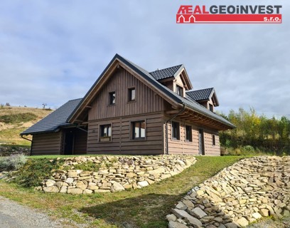 Dvě  horské chaty navzájem propojené ,  240m2, pozemek 834m2. Hynčice pod Sušinou - Fotka 111